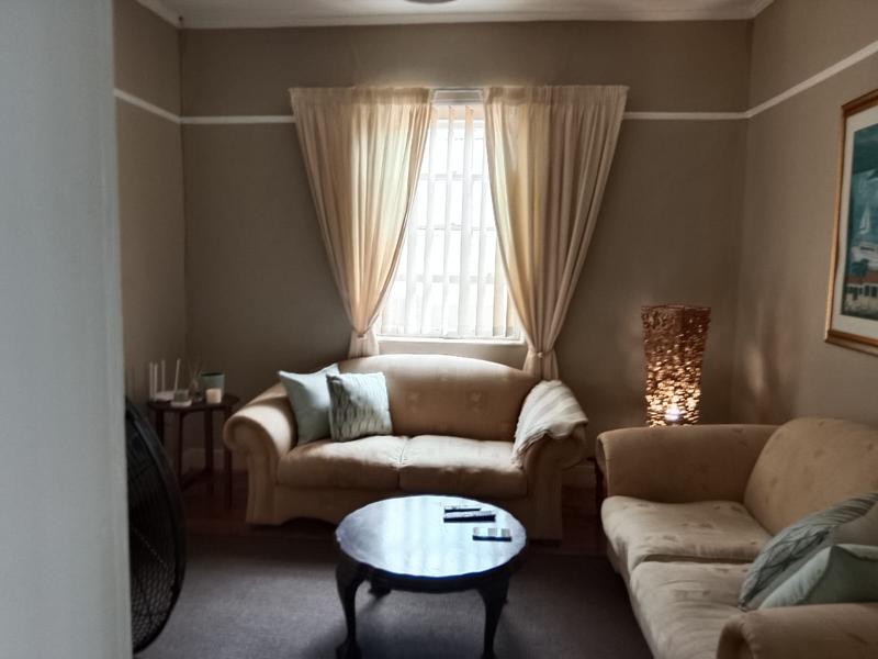 3 Bedroom Property for Sale in Albertinia Western Cape